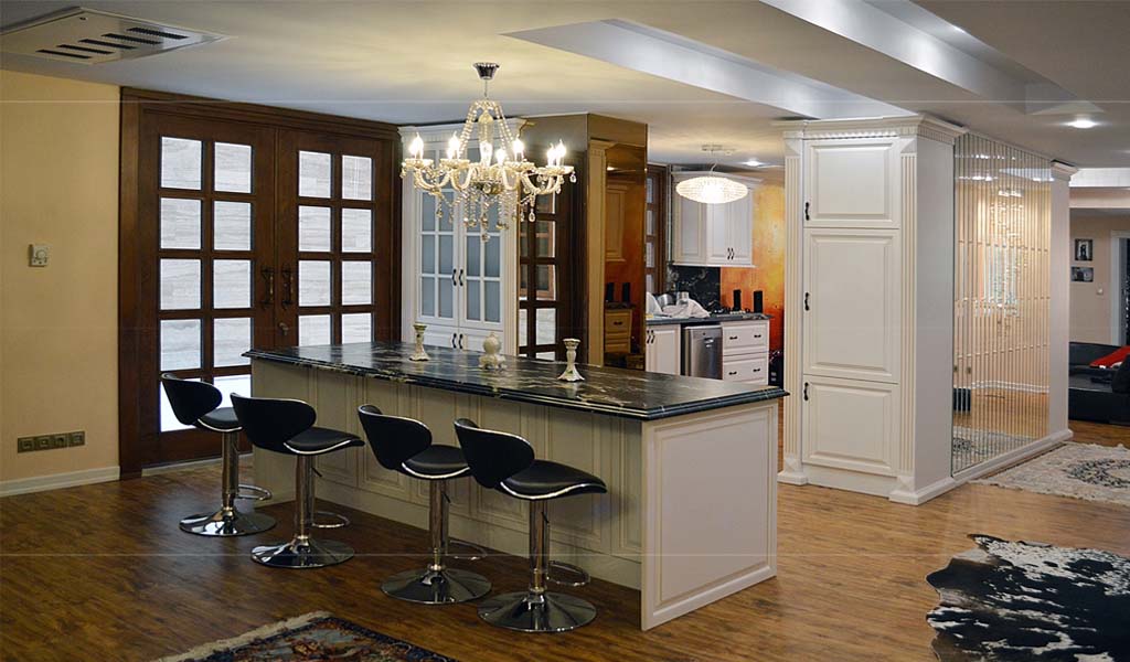 رنگ کاری چوب در مهرشهر